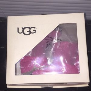 Baby Girl Ugg boots size 2/3